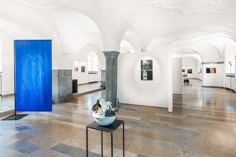 Blick in die Kunstausstellung 2023 im Hofgartensaal