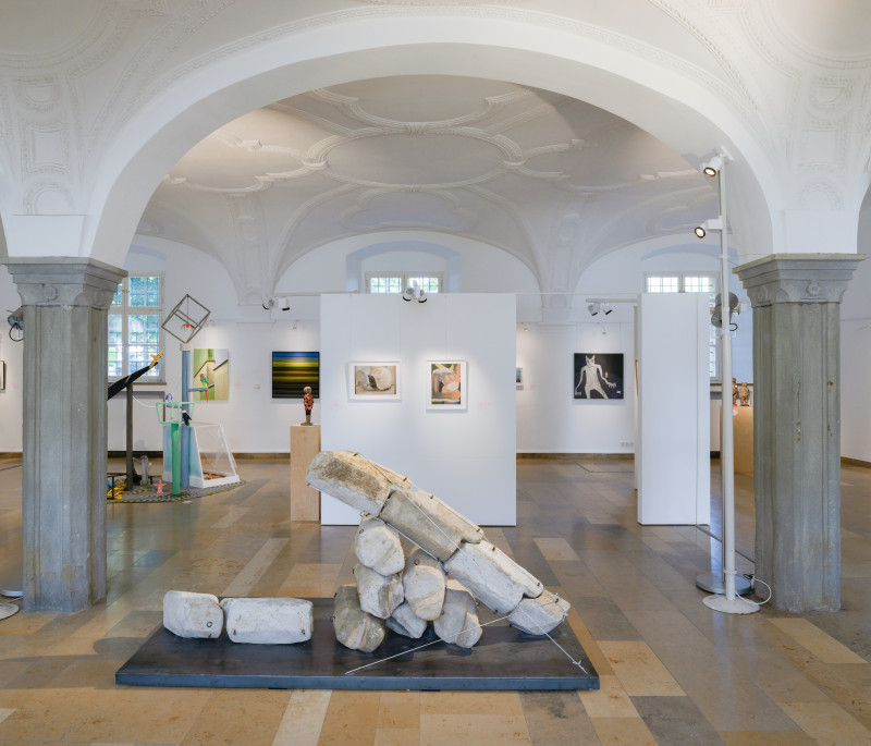 Blick in die Kunstausstellung 2025 im Hofgartensaal